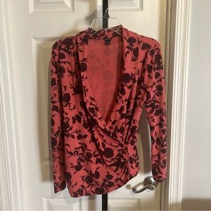 Ann Taylor Medium Cross Over V Neck Top Floral Long Sleeve